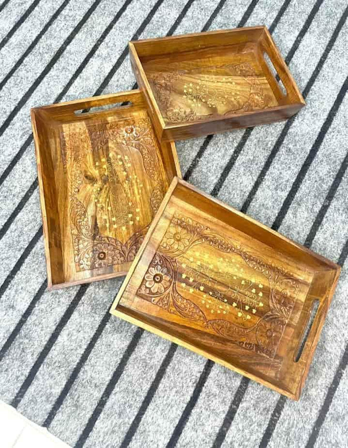 Wooden_Tray_Set_Brass_Carved_wcspk