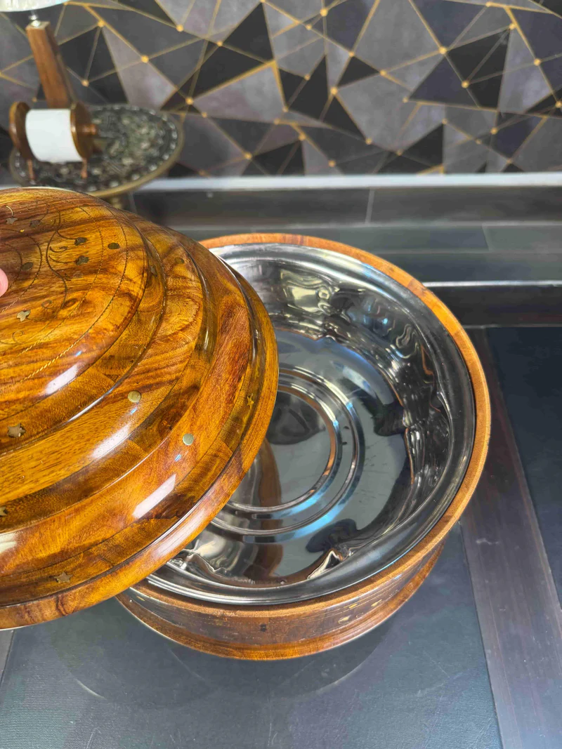 wooden_buffet_with_steel_bowl